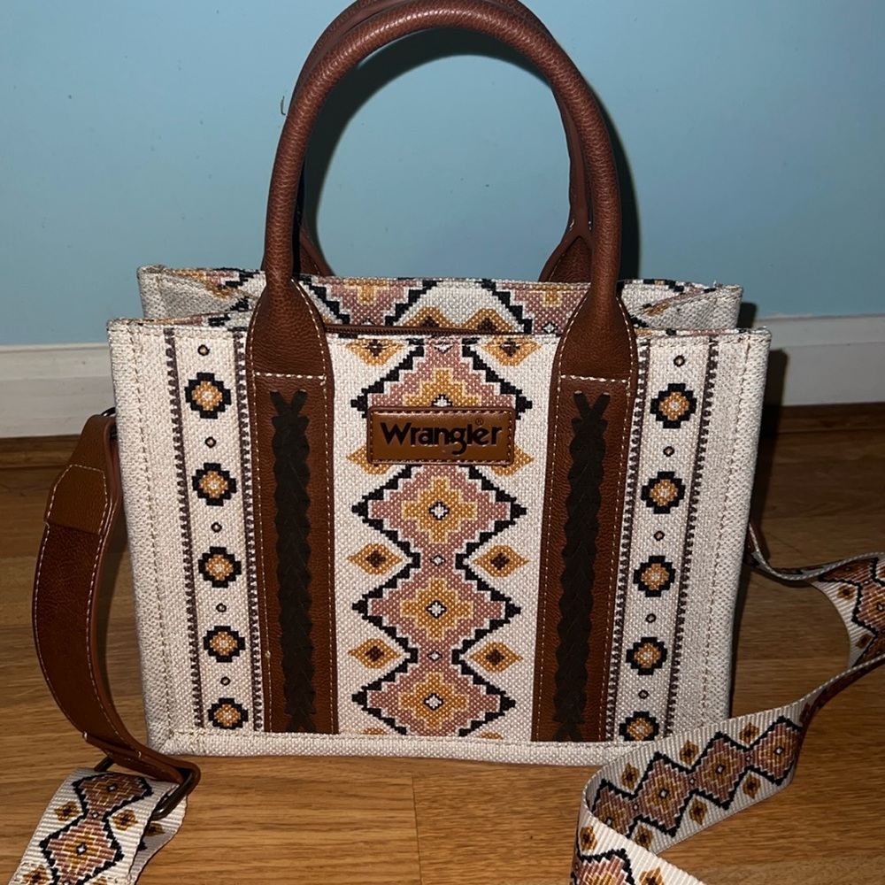 Barely used wrangler purse